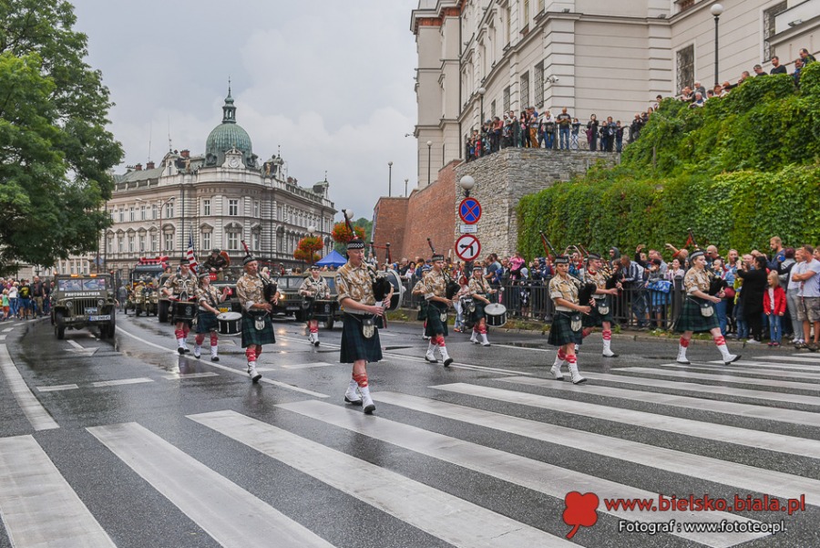 Operacja w centrum Bielska-Białej. Publiczność była zachwycona! ZDJĘCIA