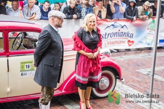 Prestiżowy konkurs elegancji na placu Ratuszowym - foto