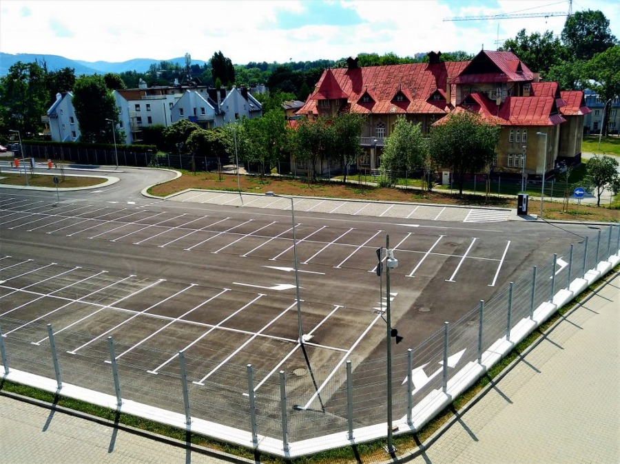 Od dziś czynny parking przy Rychlińskiego. Na razie nie trzeba płacić - foto