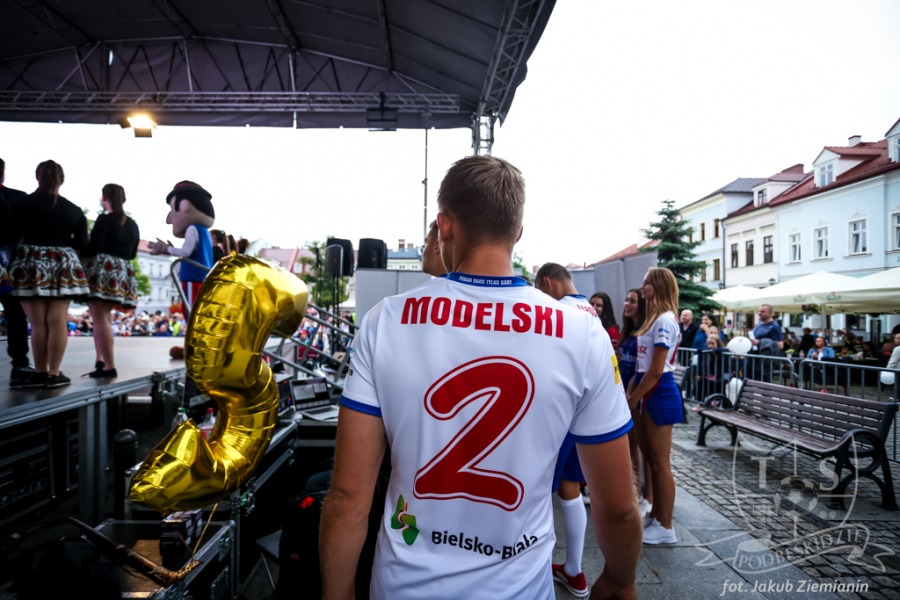 Prezydent mówi wprost: celem Podbeskidzia jest ekstraklasa ZDJĘCIA