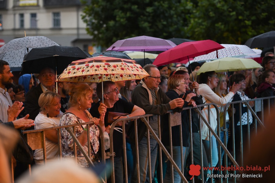 Gorący wieczór przed Sferą. Kubańczycy oczarowali publiczność ZDJĘCIA