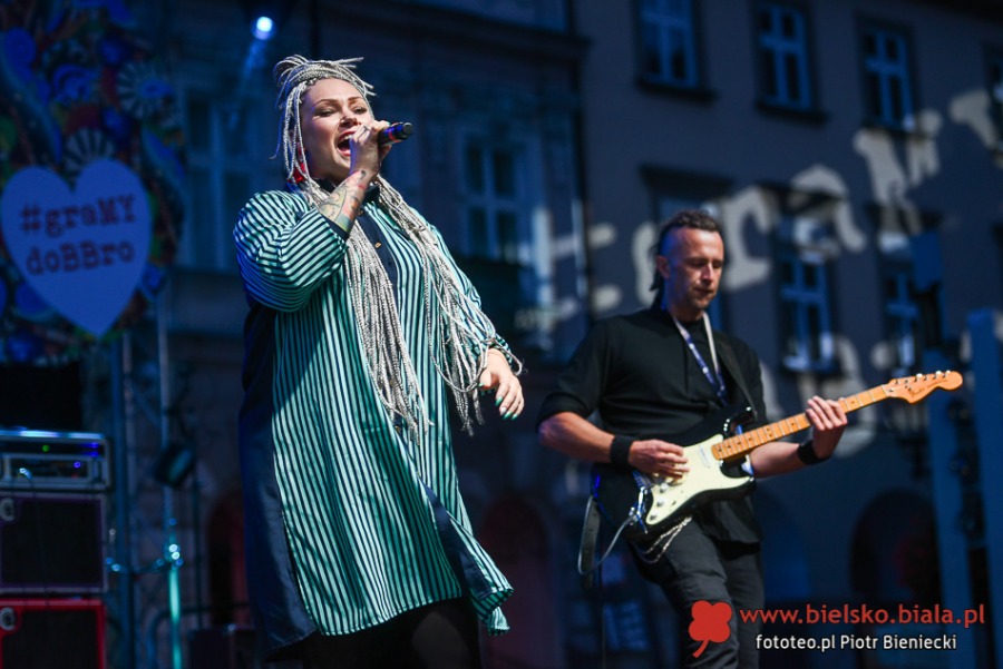 Plejada artystów na Rynku. Zagrali doBBro przeciw nienawiści ZDJĘCIA