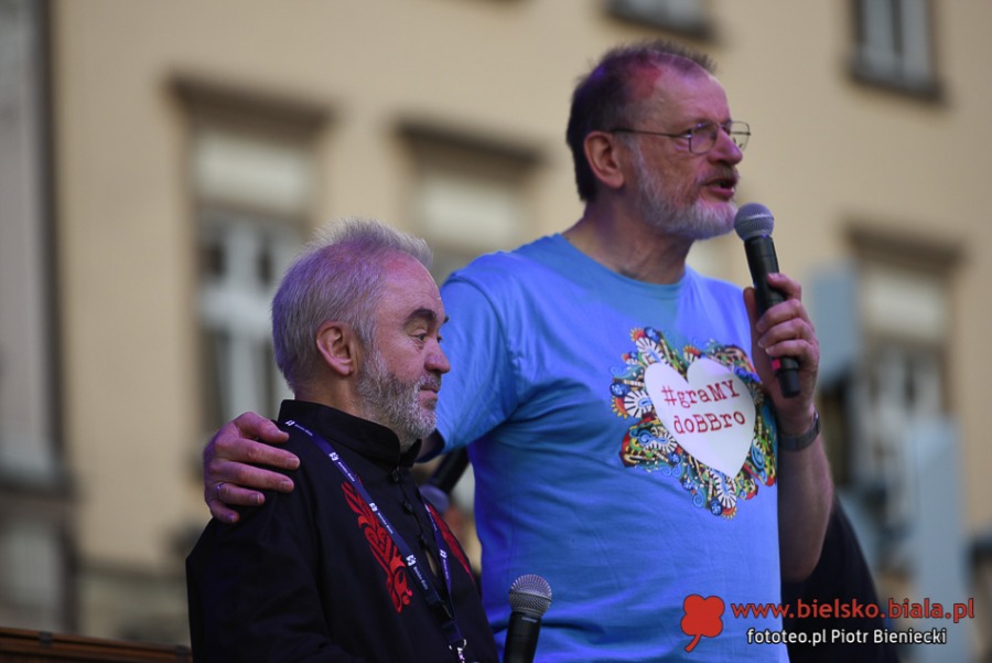 Plejada artystów na Rynku. Zagrali doBBro przeciw nienawiści ZDJĘCIA