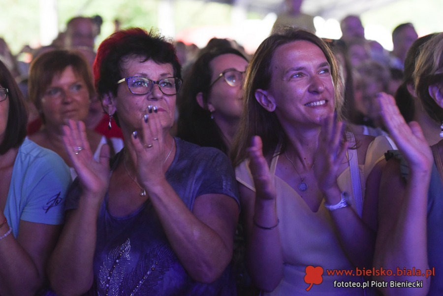 Michał Szpak i Perfect na Pożegnaniu Lata. Świetna zabawa pod Dębowcem ZDJĘCIA