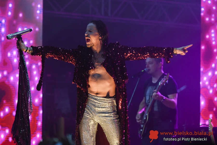 Michał Szpak i Perfect na Pożegnaniu Lata. Świetna zabawa pod Dębowcem ZDJĘCIA