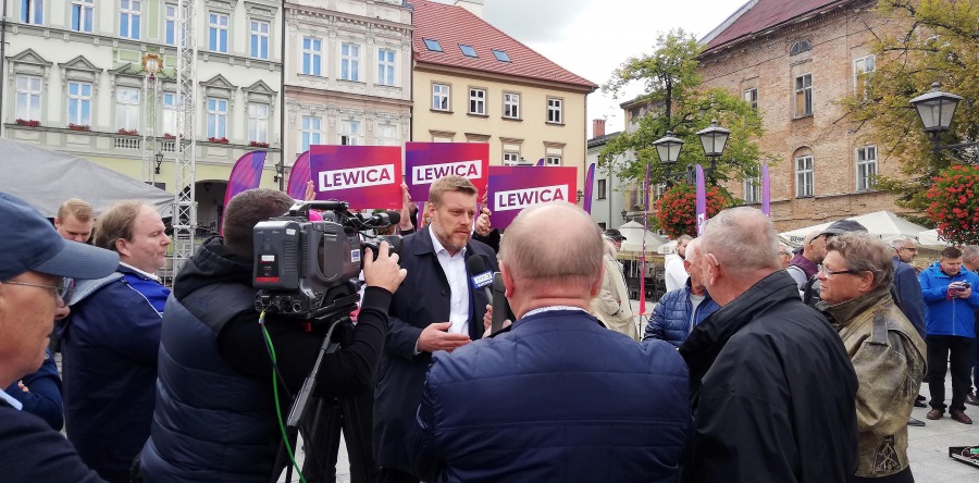 Czarzasty i Zandberg w Bielsku-Białej. Lewicobus z liderami  - foto