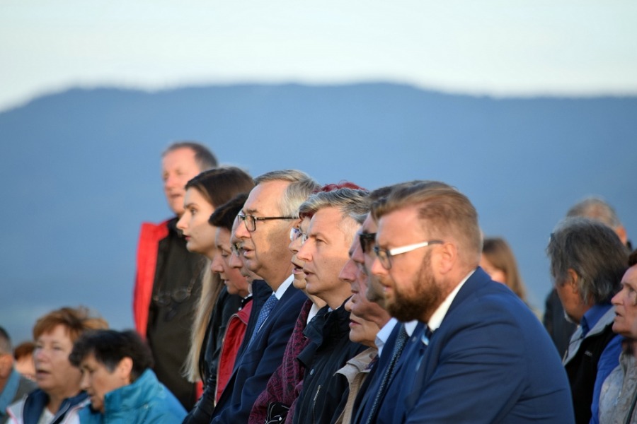 Władze Bielska-Białej modliły się na Trzech Lipkach. Uroczystości w Beskidach - foto