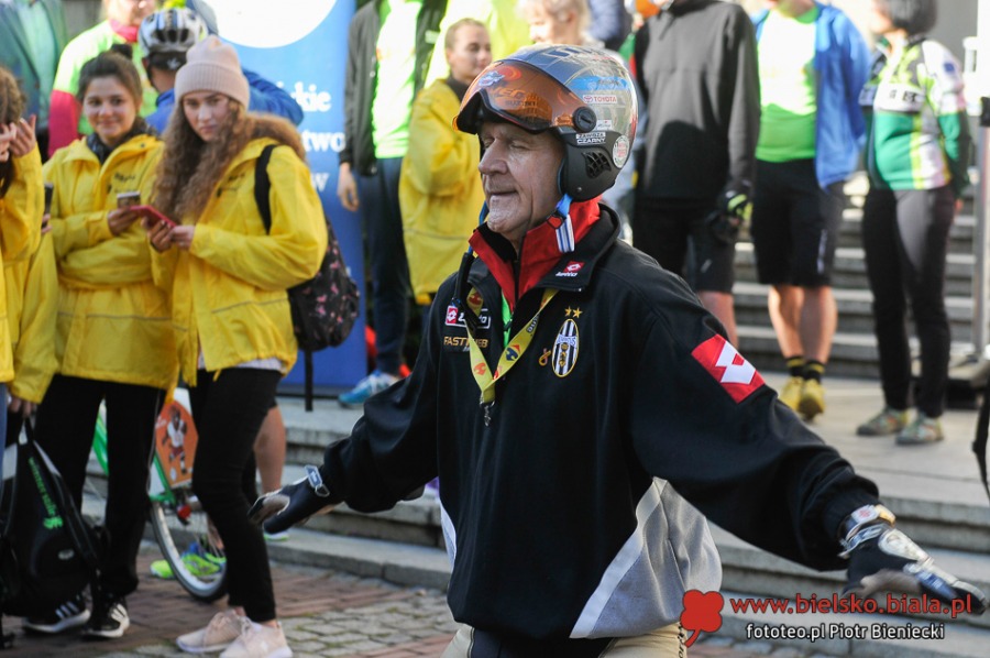 Ruszył 47. Rodzinny Rajd Rowerowy. Tym razem pogoda dopisała - foto