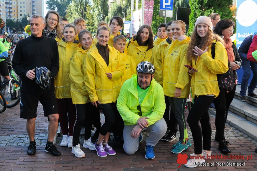 Ruszył 47. Rodzinny Rajd Rowerowy. Tym razem pogoda dopisała - foto