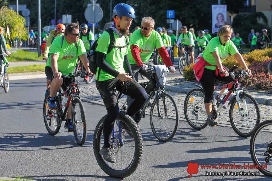 Ruszył 47. Rodzinny Rajd Rowerowy. Tym razem pogoda dopisała - foto