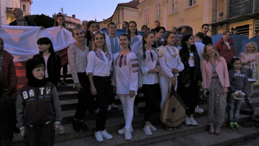 Piosenka ponad podziałami. Chwila wytchnienia na placu Chrobrego ZDJĘCIA