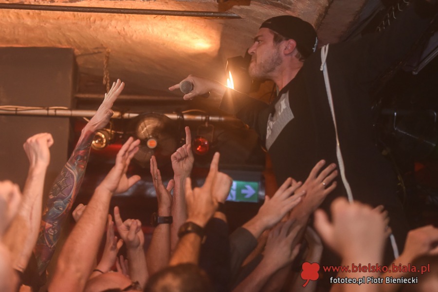 Dog Eat Dog w Rudeboy. Publiczność nosiła muzyków na rękach! ZDJĘCIA