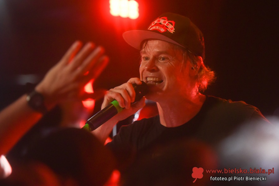 Dog Eat Dog w Rudeboy. Publiczność nosiła muzyków na rękach! ZDJĘCIA