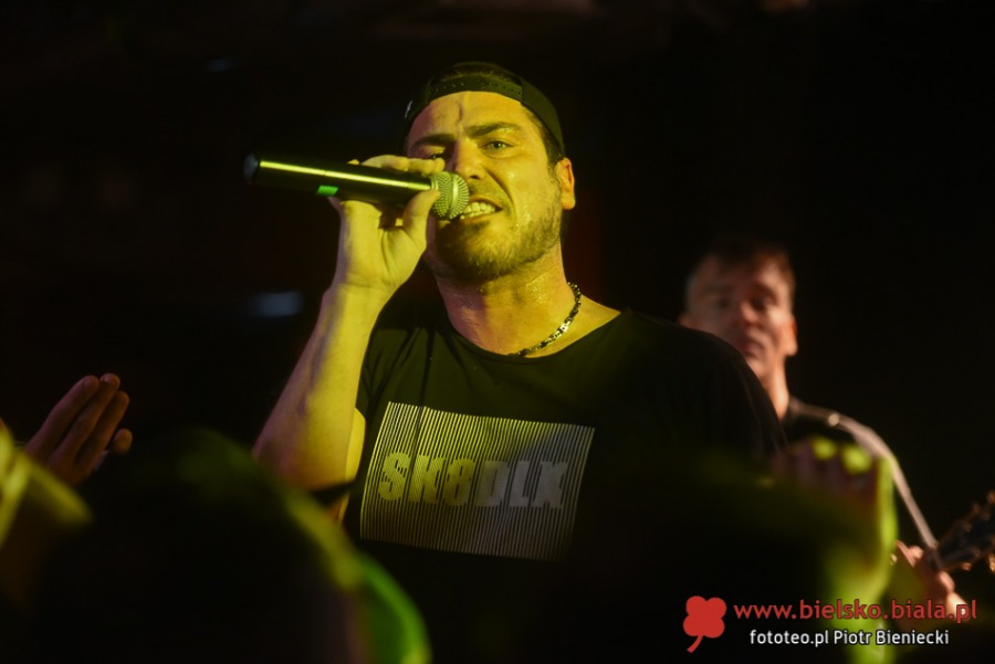 Dog Eat Dog w Rudeboy. Publiczność nosiła muzyków na rękach! ZDJĘCIA