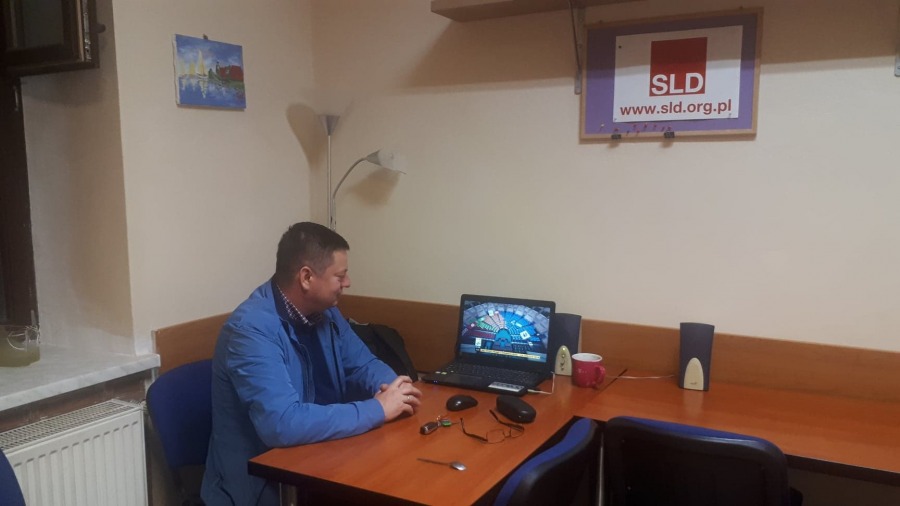 PiS wygrywa wybory parlamentarne. Pięć partii w Sejmie?