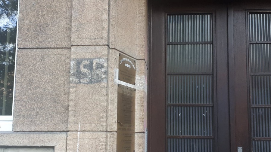 Bielskie kamienice ze śladami po kulach. Blizny na murach miasta