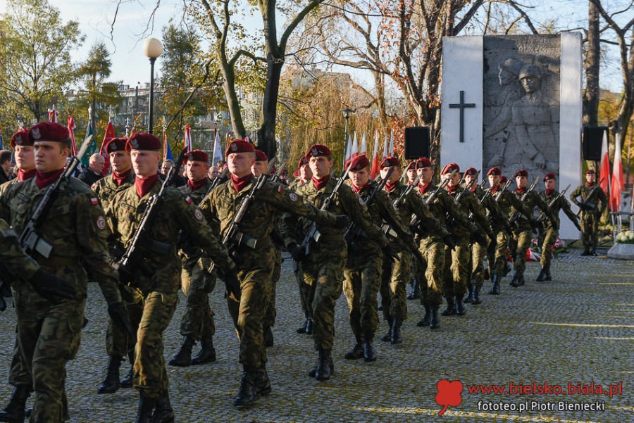Oddali hołd bohaterom. Dzień, który zjednoczył bielszczan ZDJĘCIA