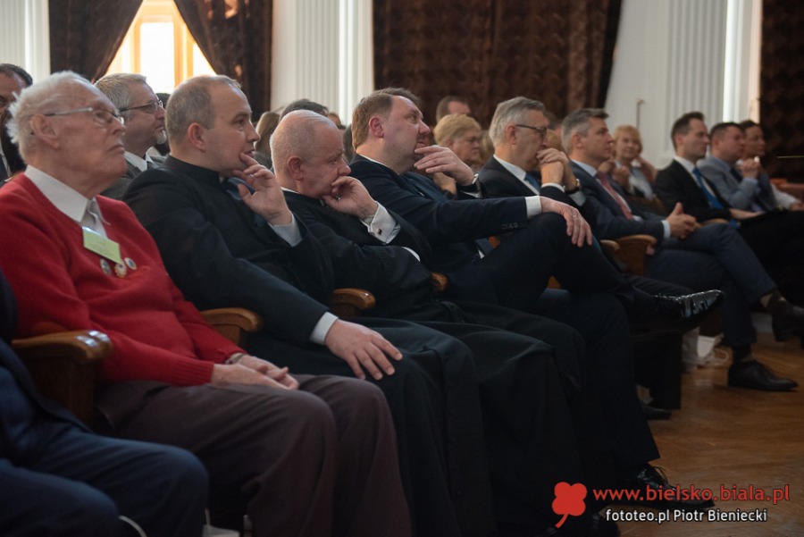 Bielski Kopernik ma 100 lat! Wielkie spotkanie absolwentów i uczniów ZDJĘCIA