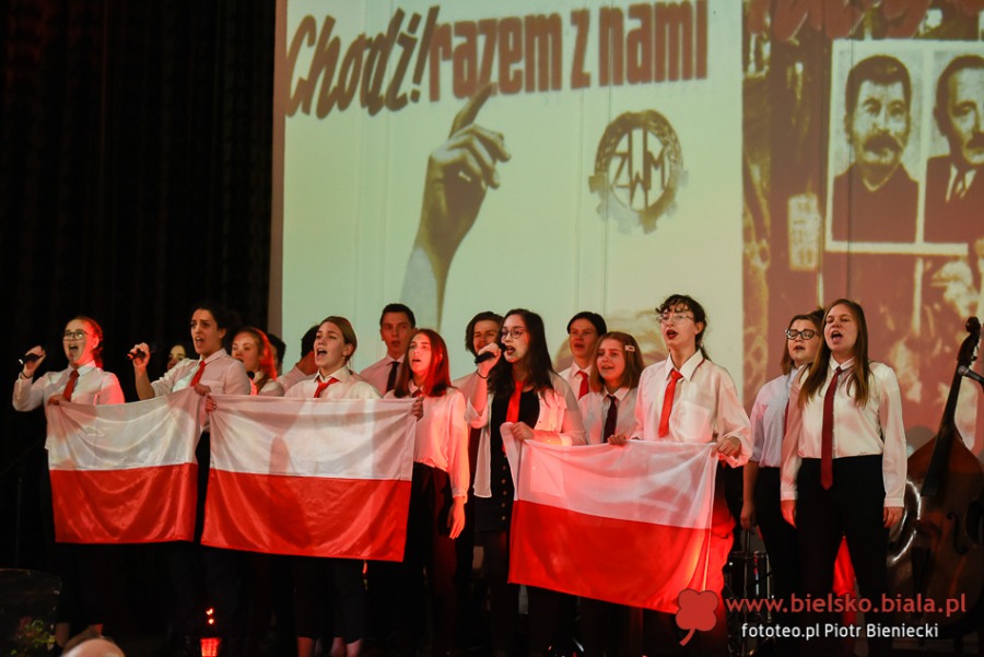 Bielski Kopernik ma 100 lat! Wielkie spotkanie absolwentów i uczniów ZDJĘCIA
