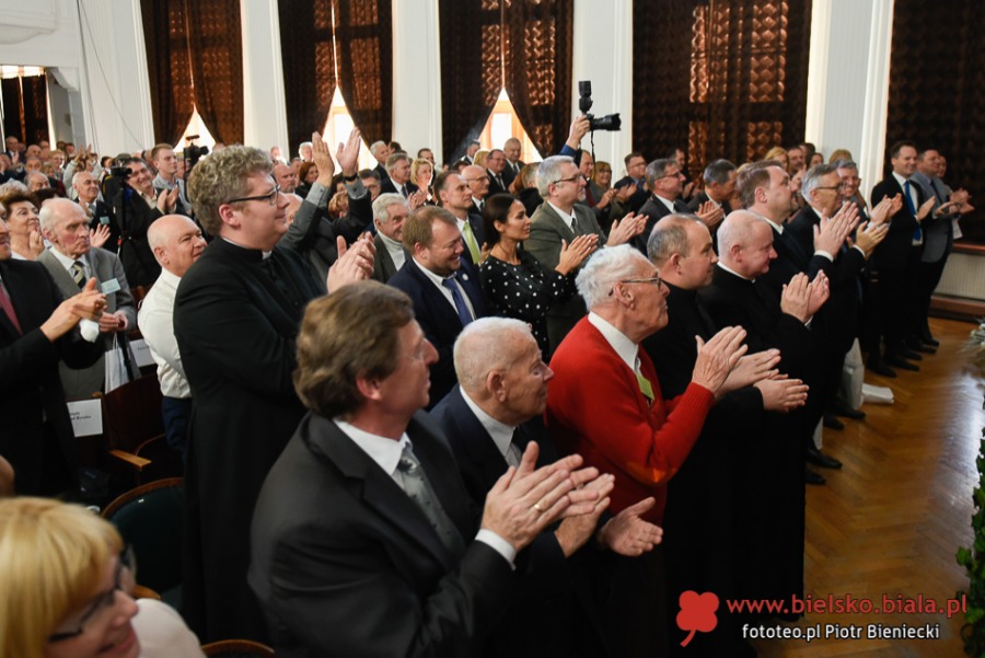 Bielski Kopernik ma 100 lat! Wielkie spotkanie absolwentów i uczniów ZDJĘCIA