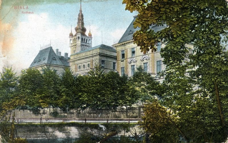 Spór o budowę kładki koło ratusza. Bialanie mieli płacić rogatkowe