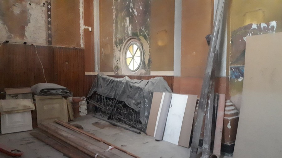 Archeolodzy weszli do  zamkowej kaplicy. Zbadają sprofanowane miejsca spoczynku