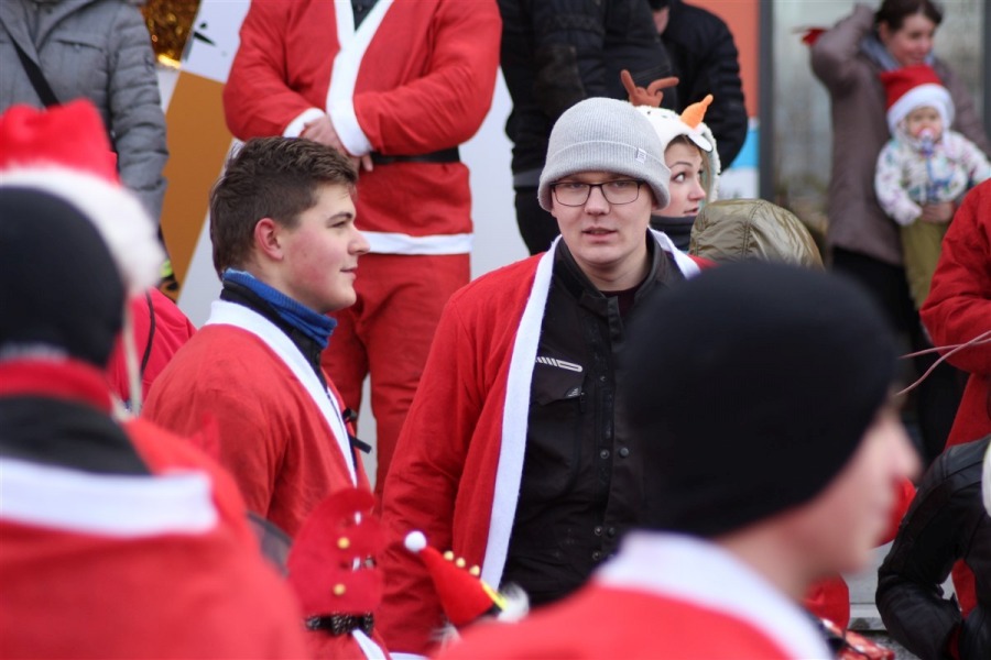 Motomikołaje na cichym wydechu. Przekazali dzieciom prezenty - foto