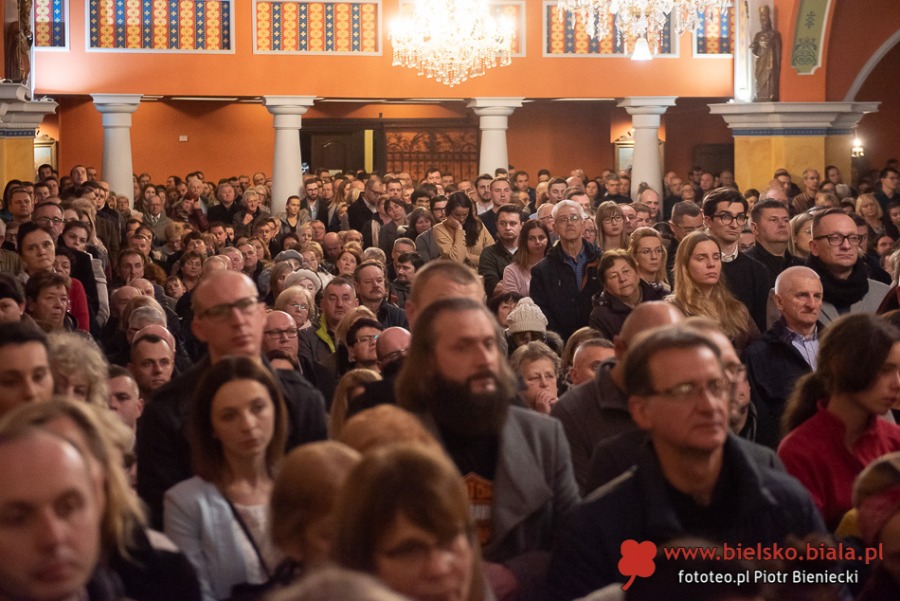 Bóg narodził się dziś w Straconce. Góralska Pasterka ZDJĘCIA