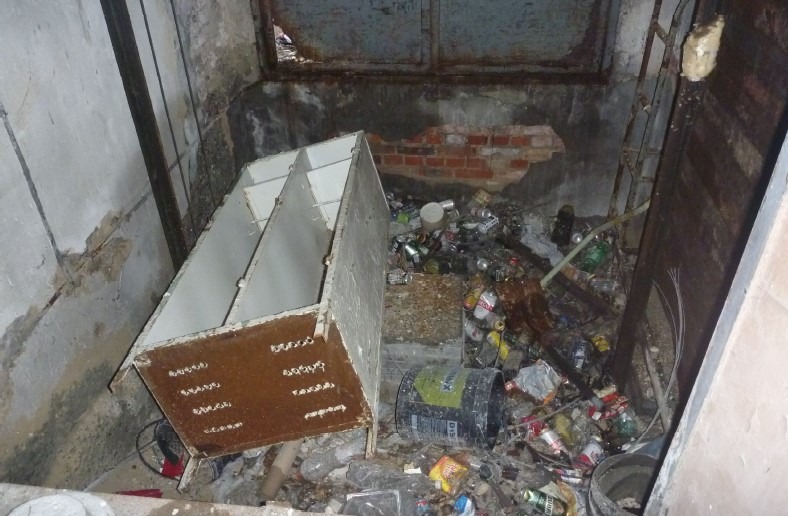Urzędnicy przeniosą się do dawnej fabryki? Fatalny stan budynków ZDJĘCIA