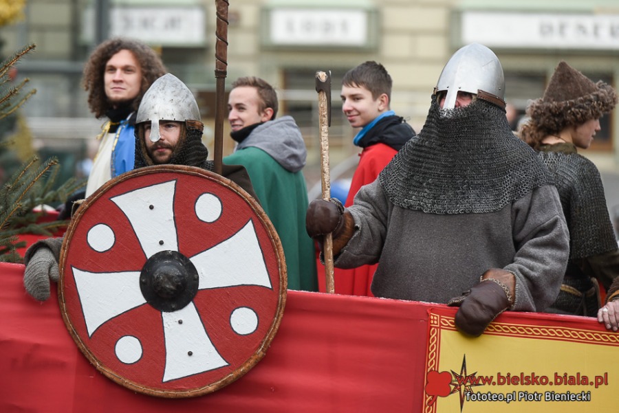 Mędrcy na naczepie. Rekordowy Orszak Trzech Króli w Bielsku-Białej ZDJĘCIA