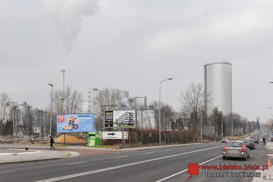 Górowały nad miastem pół wieku. Komu dziś brakuje kominów? ZDJĘCIA