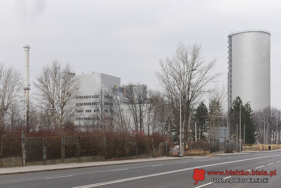 Górowały nad miastem pół wieku. Komu dziś brakuje kominów? ZDJĘCIA