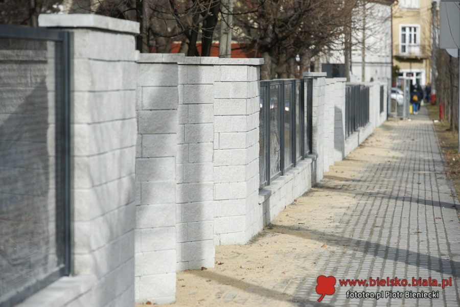 Park zmienił się nie do poznania. Kontrowersyjna inwestycja w centrum ZDJĘCIA