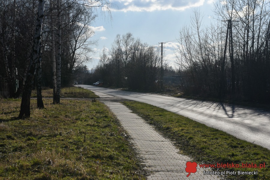Wizja lokalna w Wapienicy. Spalarnia w sąsiedztwie osiedla? ZDJĘCIA