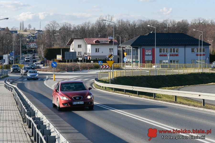 Wizja lokalna w Wapienicy. Spalarnia w sąsiedztwie osiedla? ZDJĘCIA