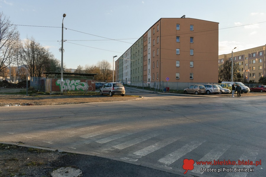 Wizja lokalna w Wapienicy. Spalarnia w sąsiedztwie osiedla? ZDJĘCIA