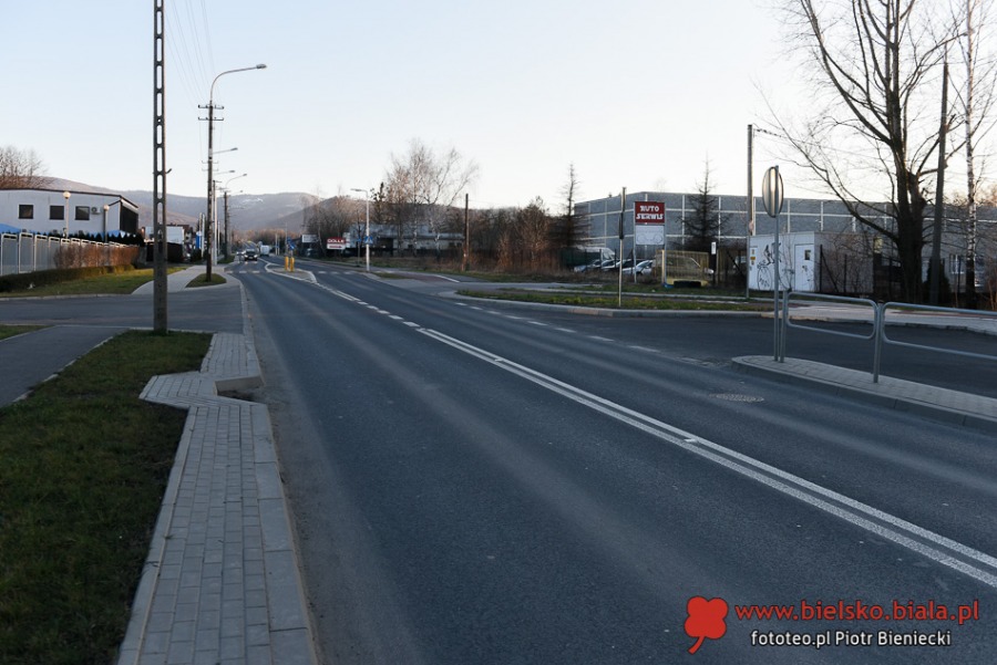Wizja lokalna w Wapienicy. Spalarnia w sąsiedztwie osiedla? ZDJĘCIA