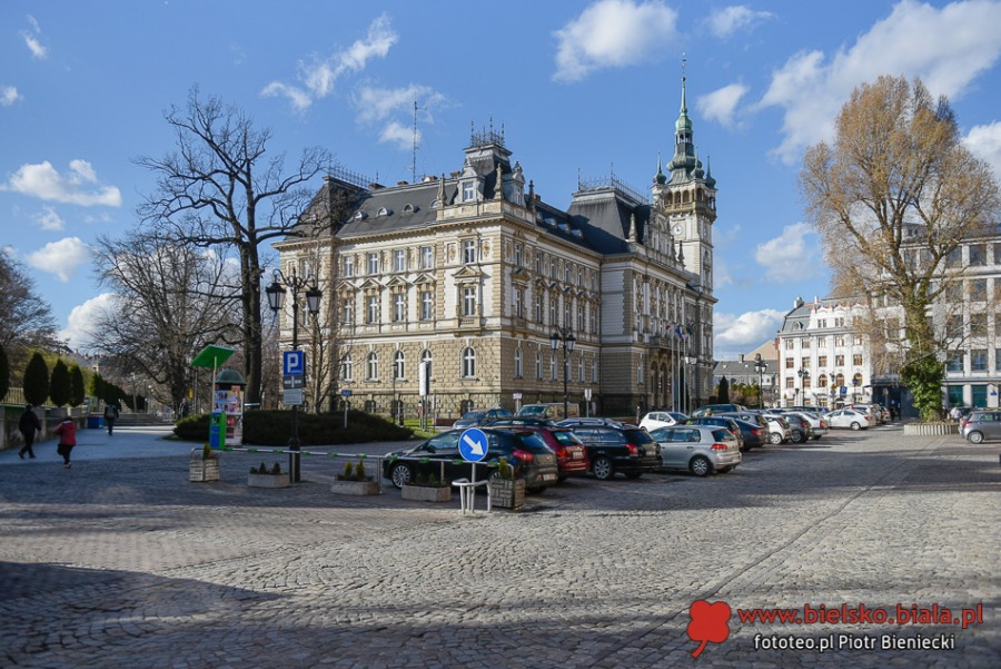 Bielsko-Biała w czasach epidemii. Opustoszałe ulice i place ZDJĘCIA