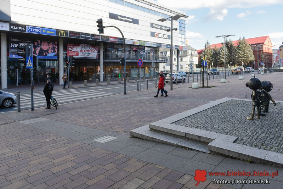 Bielsko-Biała w czasach epidemii. Opustoszałe ulice i place ZDJĘCIA