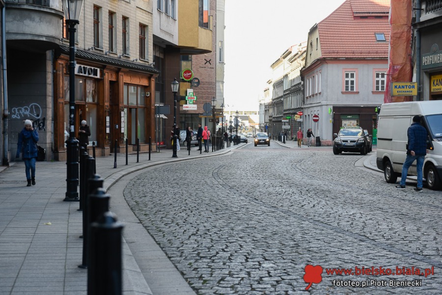 Bielsko-Biała w czasach epidemii. Opustoszałe ulice i place ZDJĘCIA