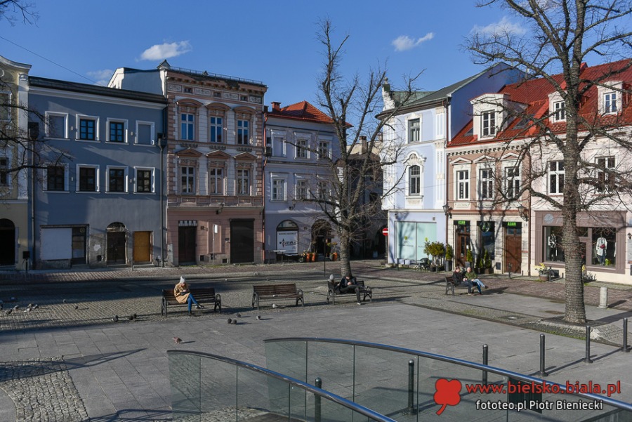 Bielsko-Biała w czasach epidemii. Opustoszałe ulice i place ZDJĘCIA