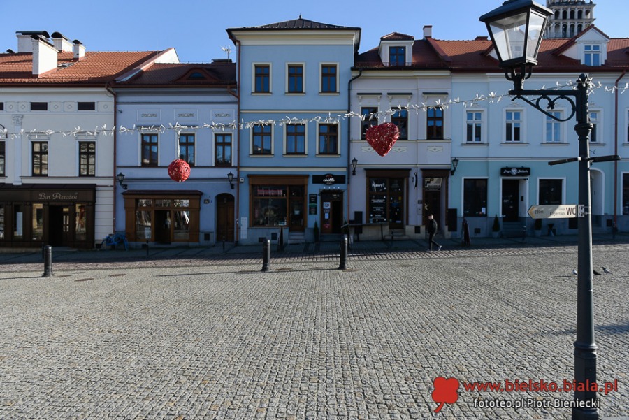 Bielsko-Biała w czasach epidemii. Opustoszałe ulice i place ZDJĘCIA