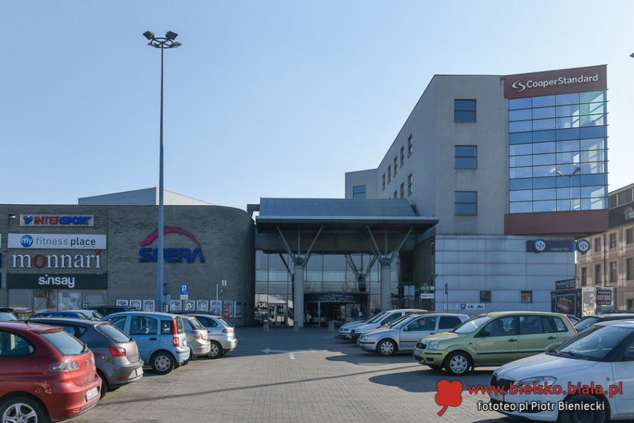 Bielszczanie na zakupach. Nadzwyczajne środki bezpieczeństwa w sklepach ZDJĘCIA