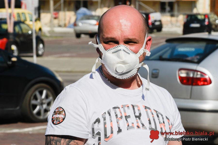 Maseczka nie musi być nudna. Hit modowy sezonu wiosennego ZDJĘCIA