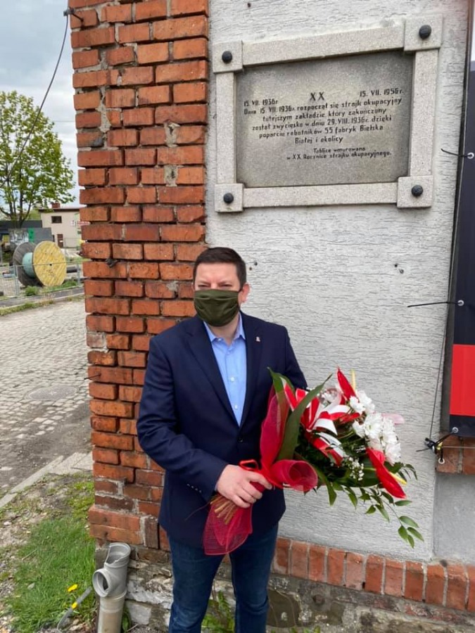 Lewica uczciła Święto Pracy. Ograniczony charakter uroczystości - foto