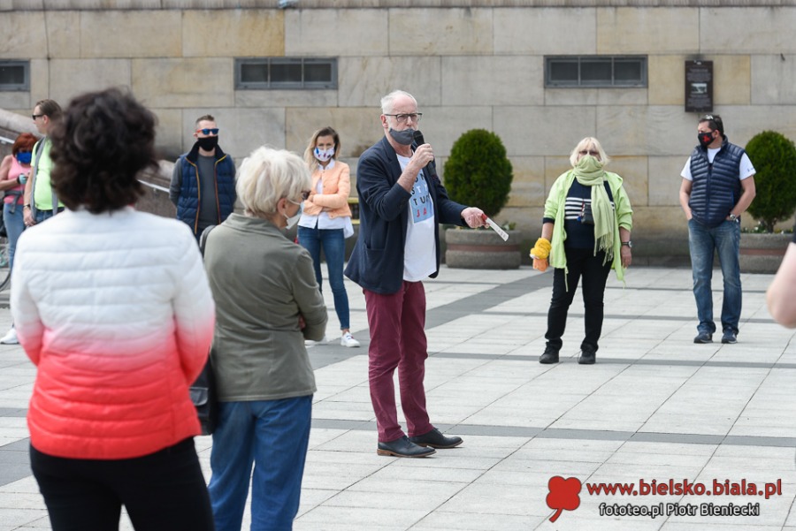 Odwołany protest na placu Chrobrego. Przedsiębiorcy nie chcieli przemawiać - foto