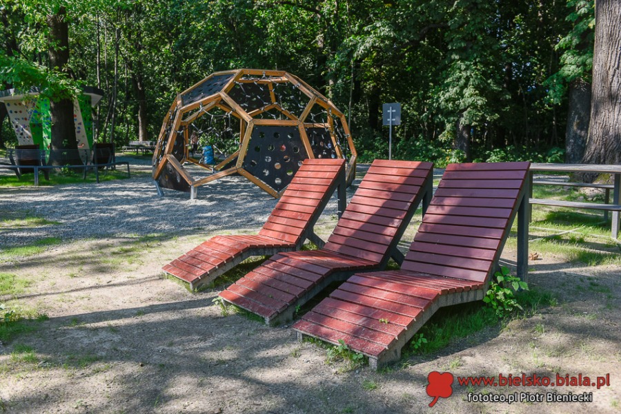 Plaża miejska czeka na gości. Mimo upału tłumów nie ma ZDJĘCIA