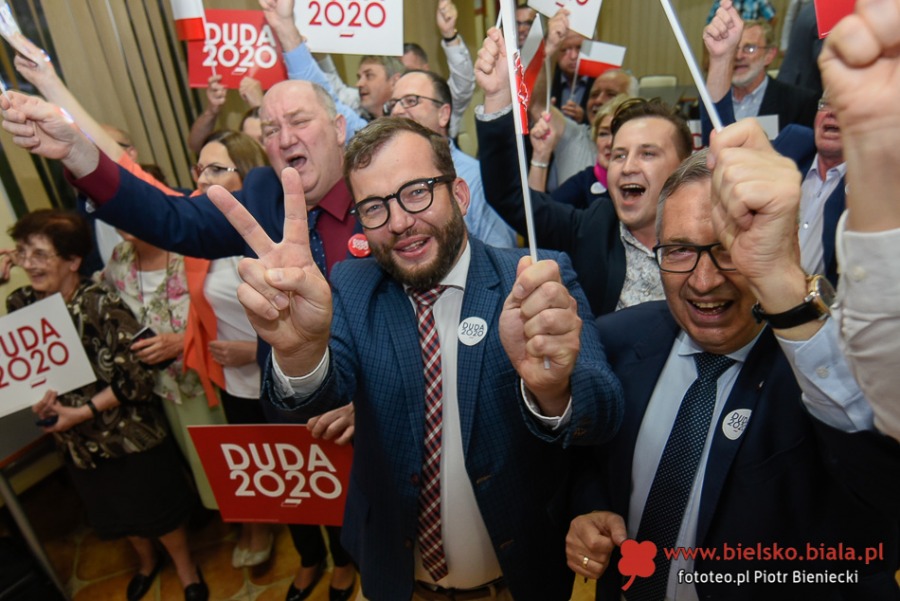 Rafał Trzaskowski wygrał w Bielsku-Białej. Radość i smutek w sztabach ZDJĘCIA