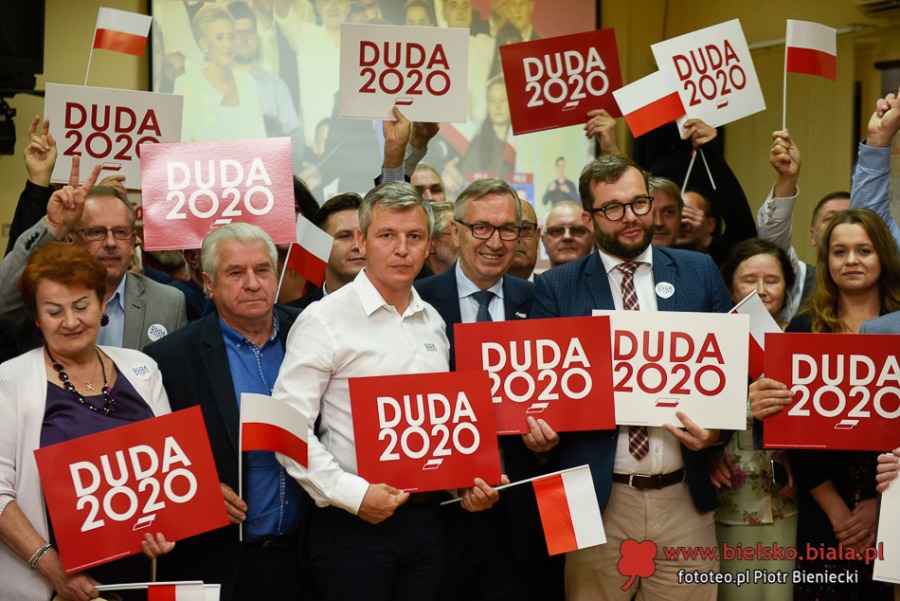 Rafał Trzaskowski wygrał w Bielsku-Białej. Radość i smutek w sztabach ZDJĘCIA