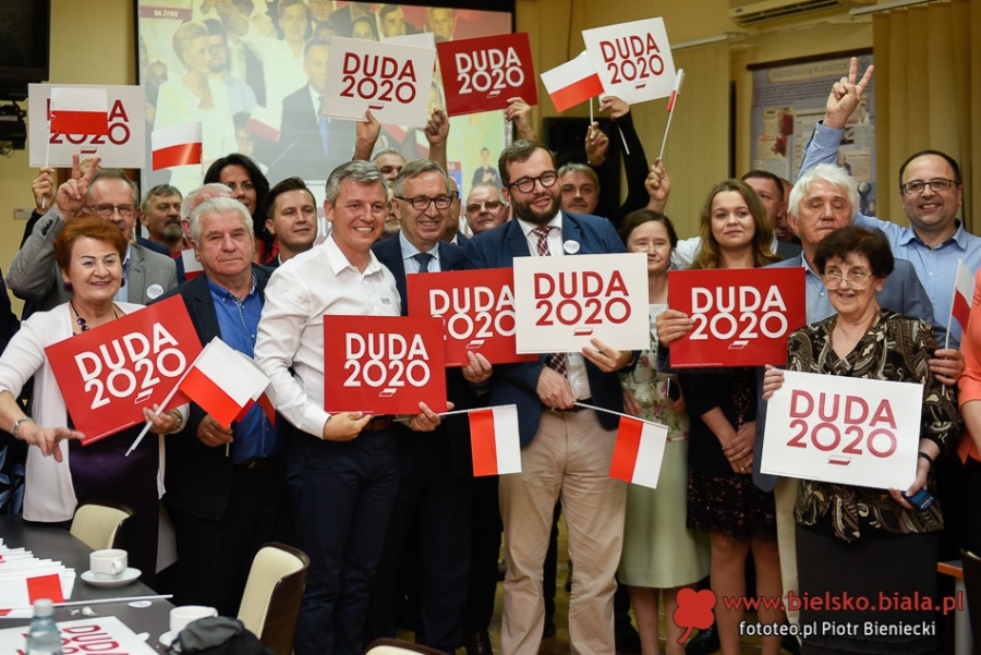 Rafał Trzaskowski wygrał w Bielsku-Białej. Radość i smutek w sztabach ZDJĘCIA